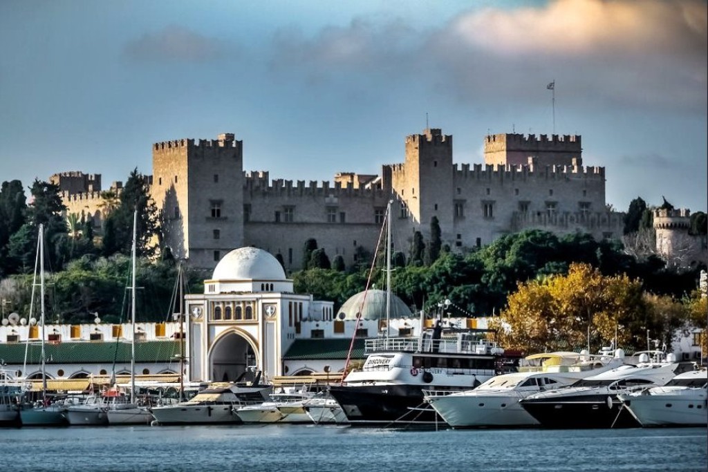 Ρόδος : Παλάτι του Μεγάλου Μαγίστρου / Κάστρο των Ιπποτών 