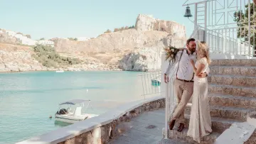 Getting married in Rhodes? Are you dreaming of a romantic, beachside wedding in the beautiful Greek island? Look no further!