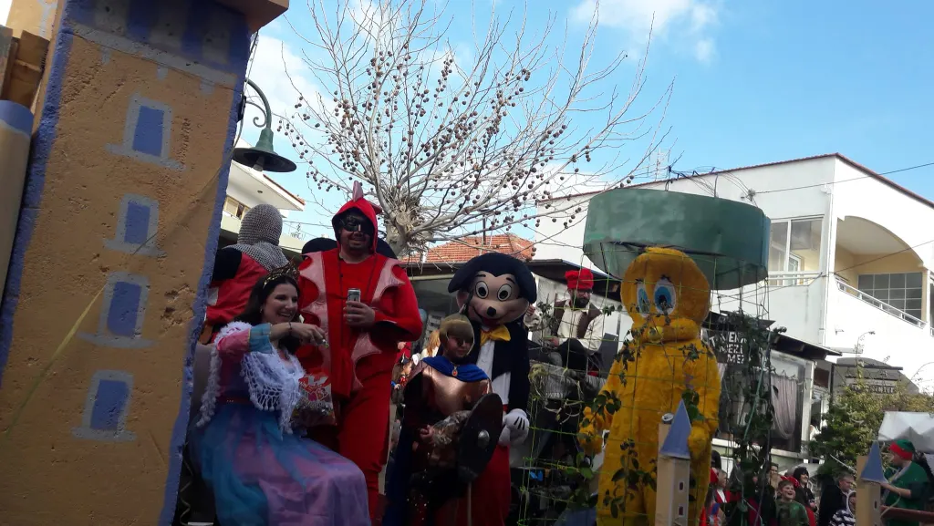 Καλυθιές Ρόδου: Με μεγάλη επιτυχία ολοκληρώθηκε το Καρναβάλι 